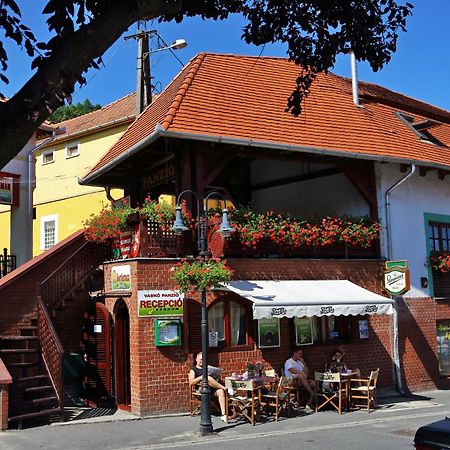 Vasko Panzio Borpince Bed and Breakfast Tokaj Exteriör bild